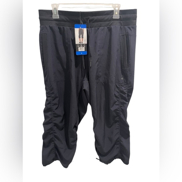 SPYDER WOMEN’s Active Capri Lightweight Pants Drawstring Pockets Size L Black - Picture 3 of 14